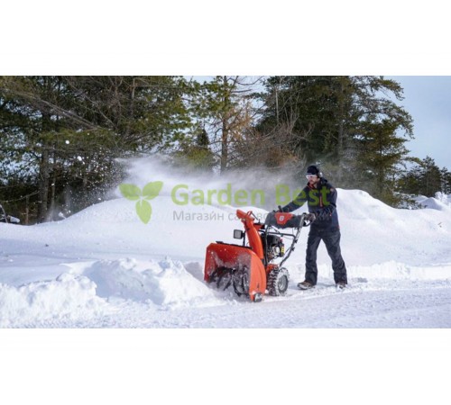 Снегоуборщик Husqvarna ST 230 с боковой фарой LED