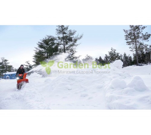Снегоуборщик Husqvarna ST 230 с боковой фарой LED